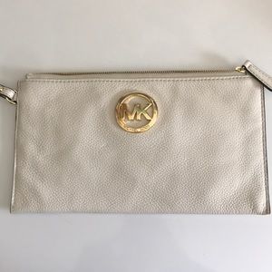 White Michael Kors wristlet